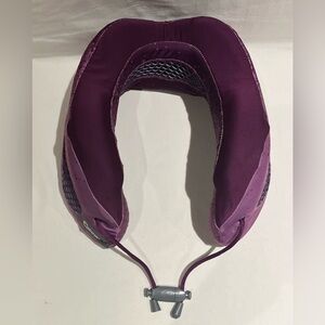 Cabeau Evolution Cool Memory Foam Travel Neck Pillow